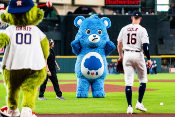 Even Care Bears Can’t Help. Astros Get Pounded, 10-2
