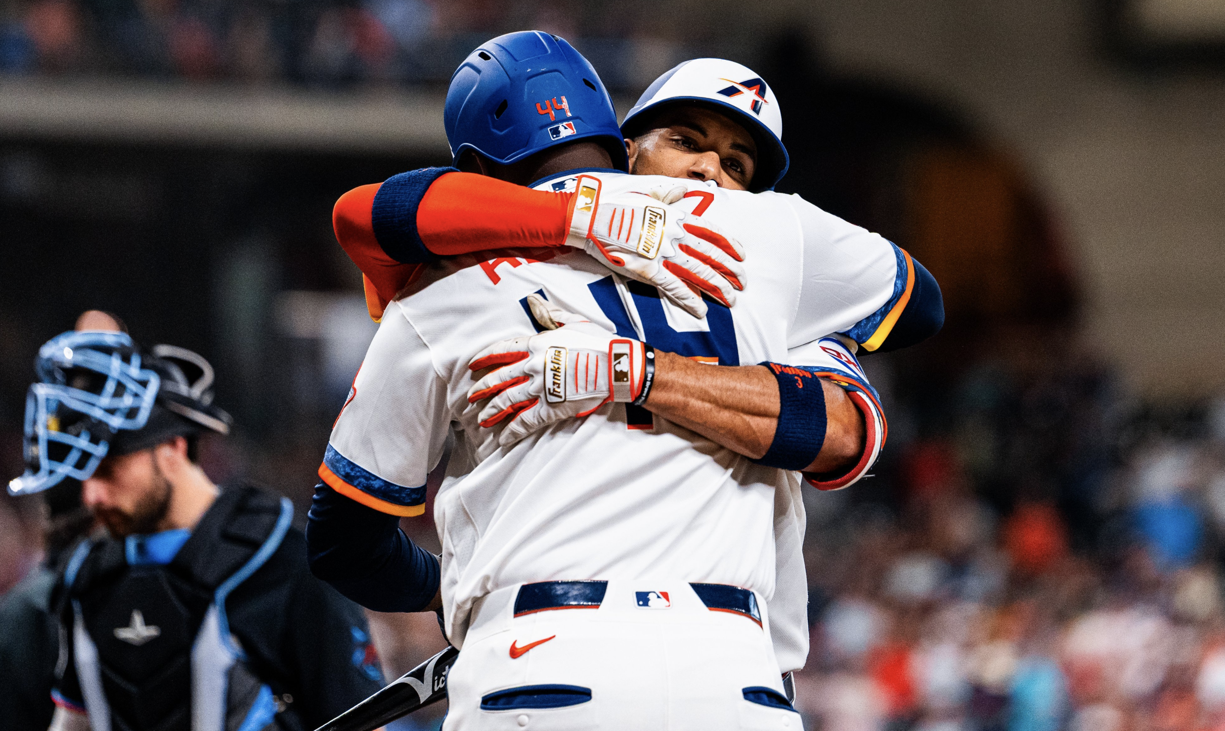 Yordan Alvarez Blasts Two Home Runs; Astros Win 8-5 Over Marlins