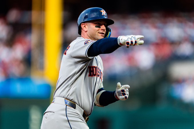 Astros Tough-Out Gritty Win over Phillies, 6-5